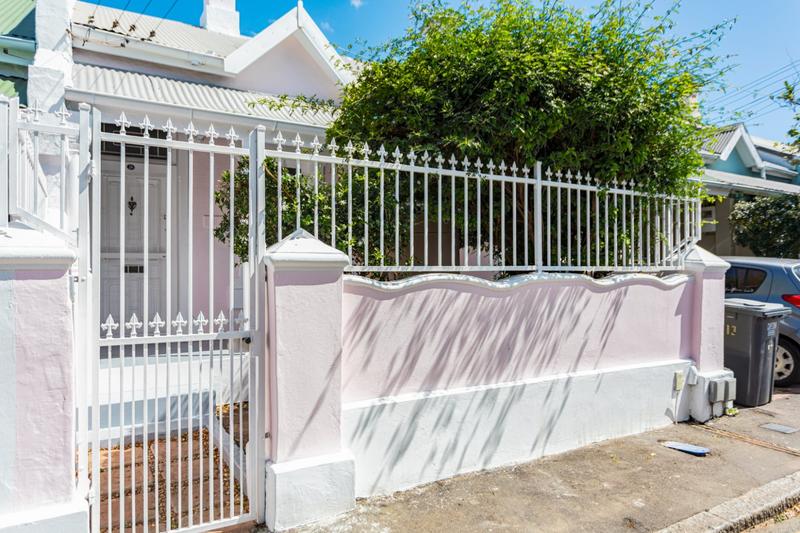 To Let 1 Bedroom Property for Rent in Observatory Western Cape